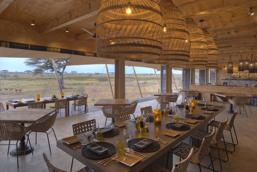 Namiri-Plains-Serengeti-Tanzania-safari-main-camp-interior
