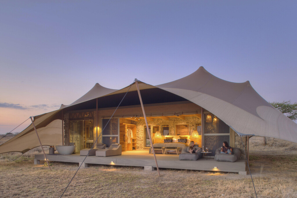 Namiri-Plains-Serengeti-Tanzania-safari-accomodation-room-exterior